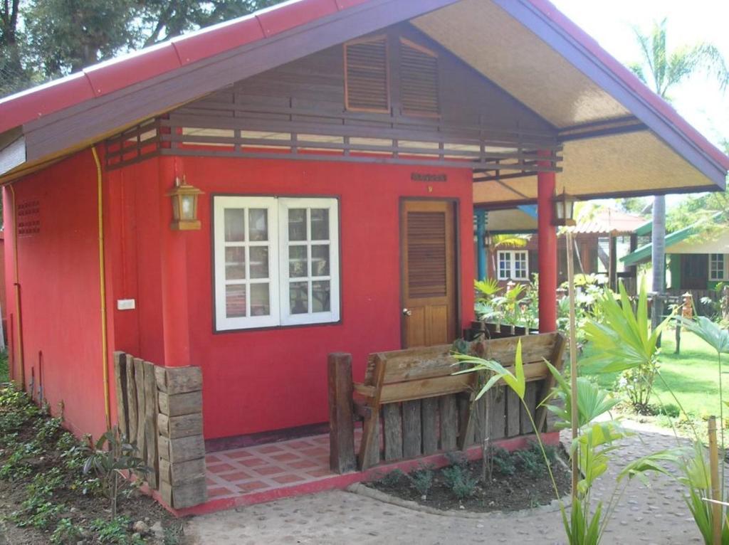 Tamarind Grand Resort Mae Sariang Exterior photo